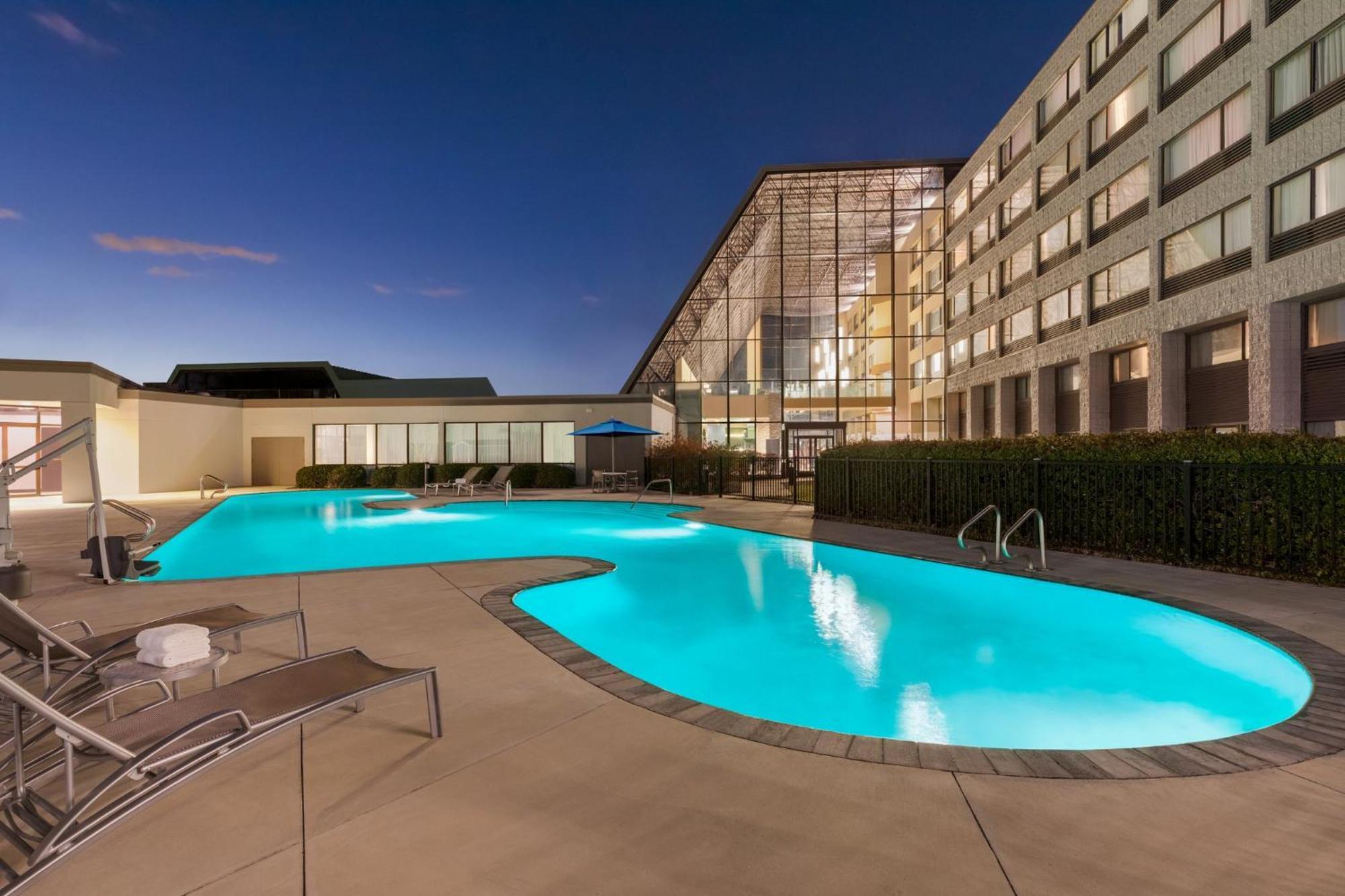 Holiday Inn Virginia Beach - Norfolk By Ihg Dış mekan fotoğraf