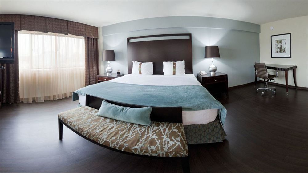 Holiday Inn Virginia Beach - Norfolk By Ihg Dış mekan fotoğraf
